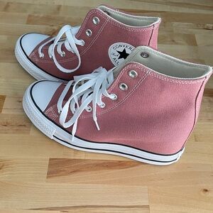 Converse Wedge Sneaker